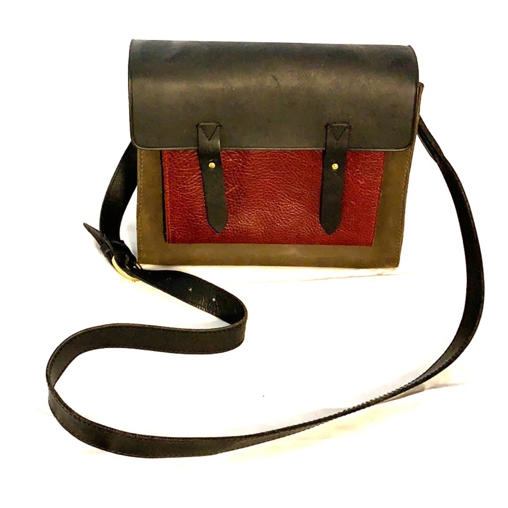 Medium sized Madewell satchel